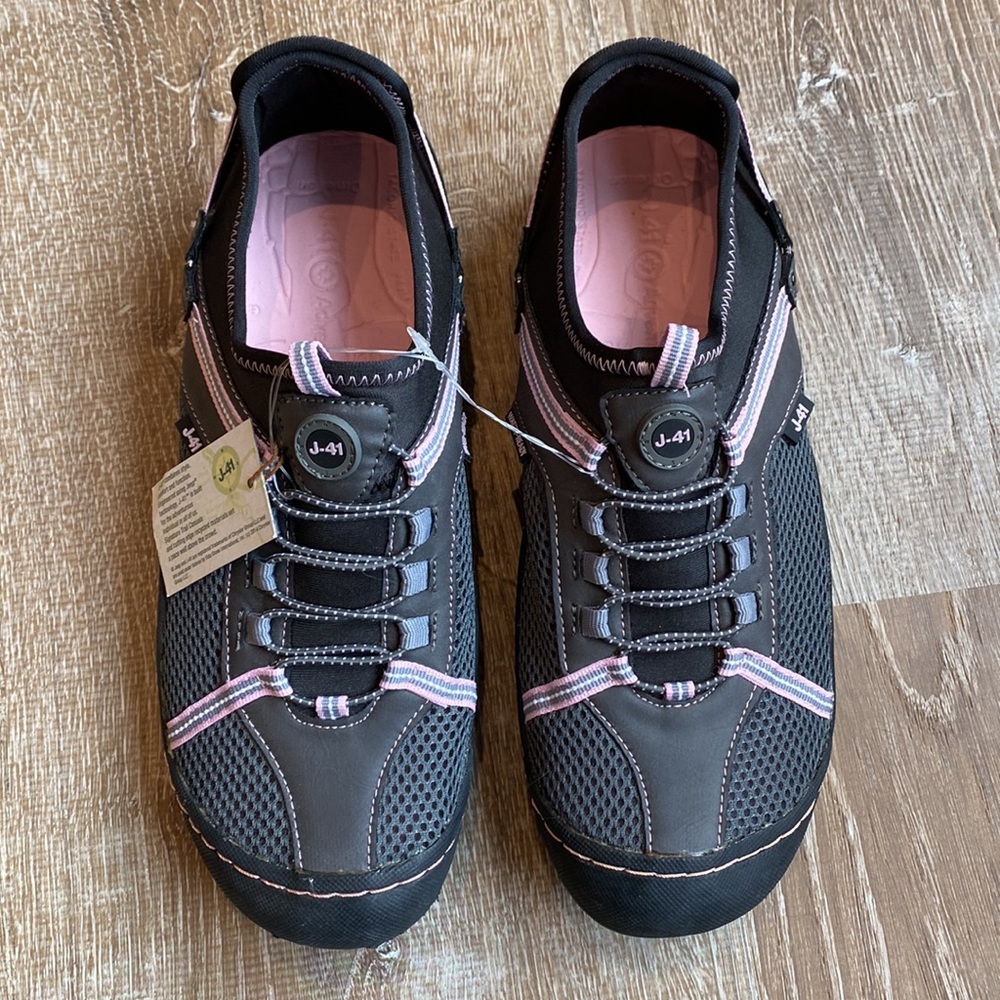 NWT Jeep J-41 Tahoe Trail shoes
